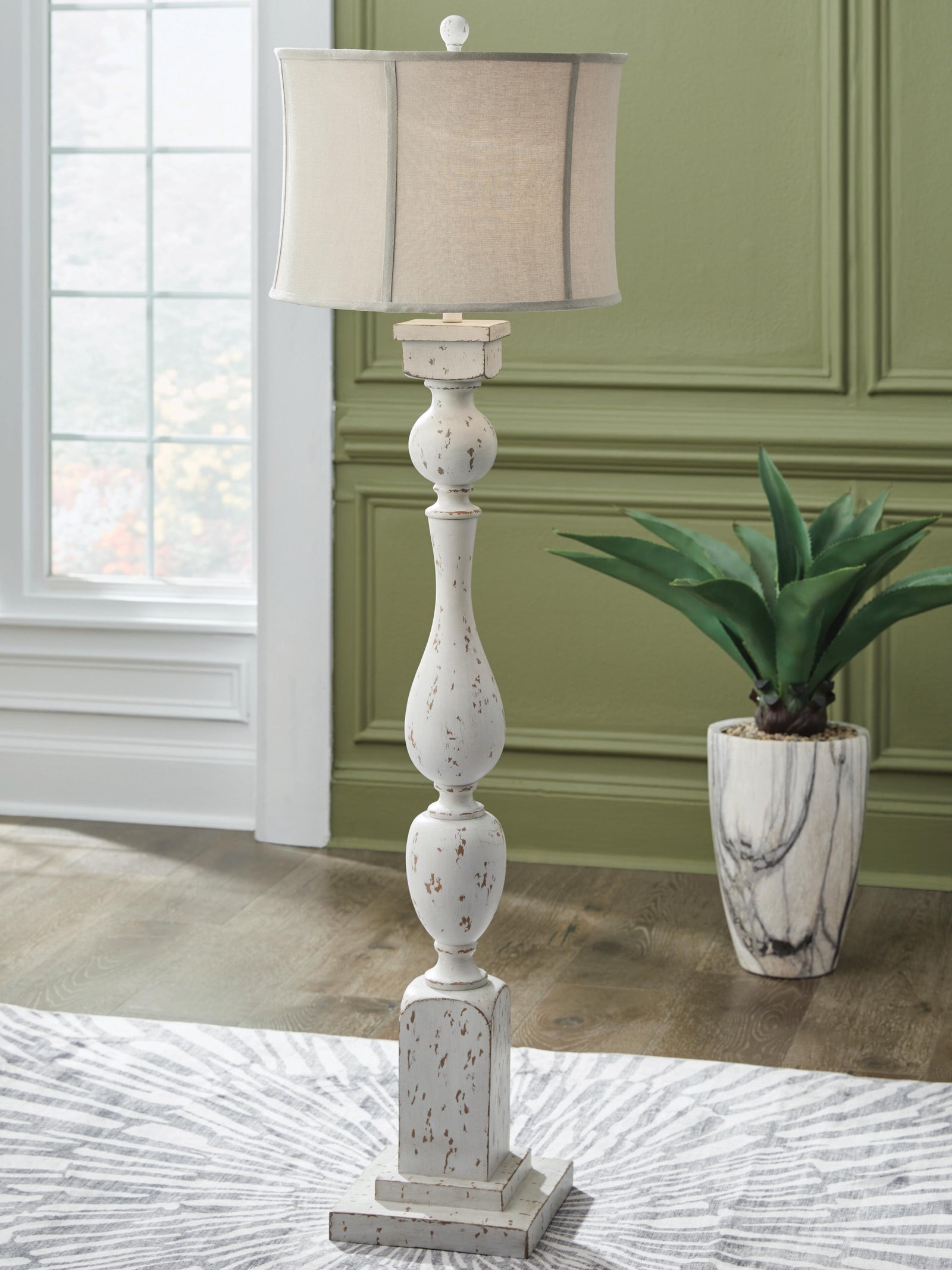 Madsbrook Floor Lamp - White (2)
