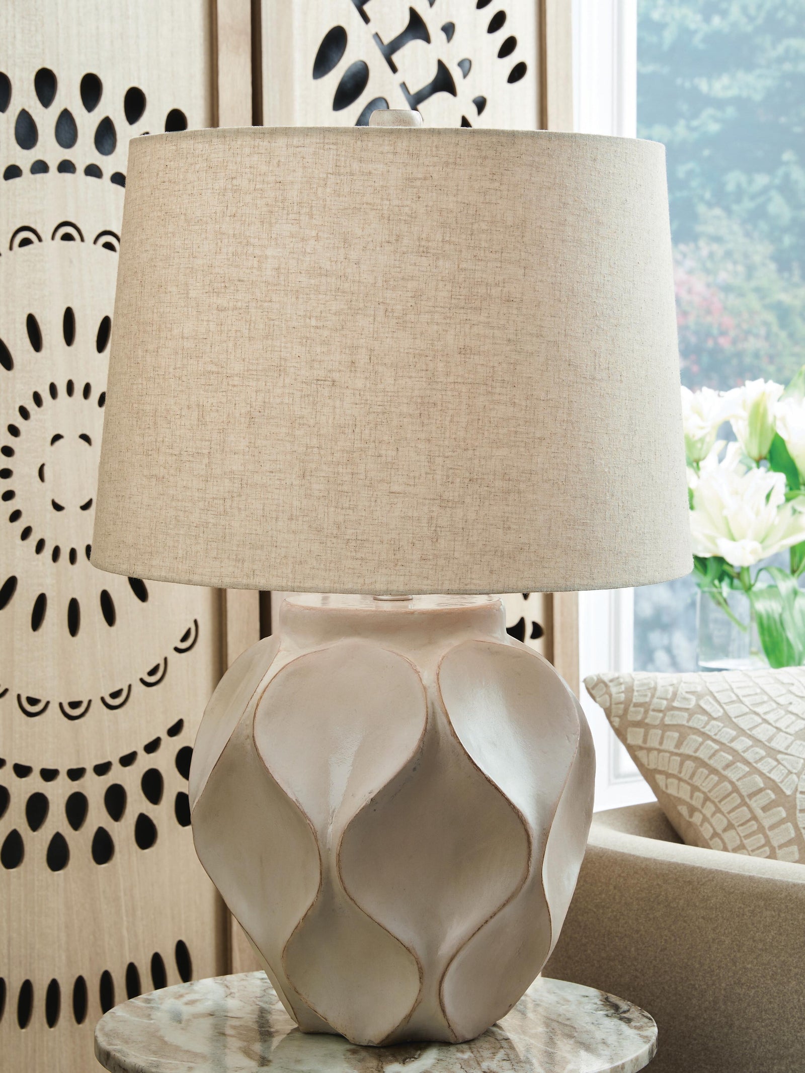 Edselham Table Lamp - Beige (2)