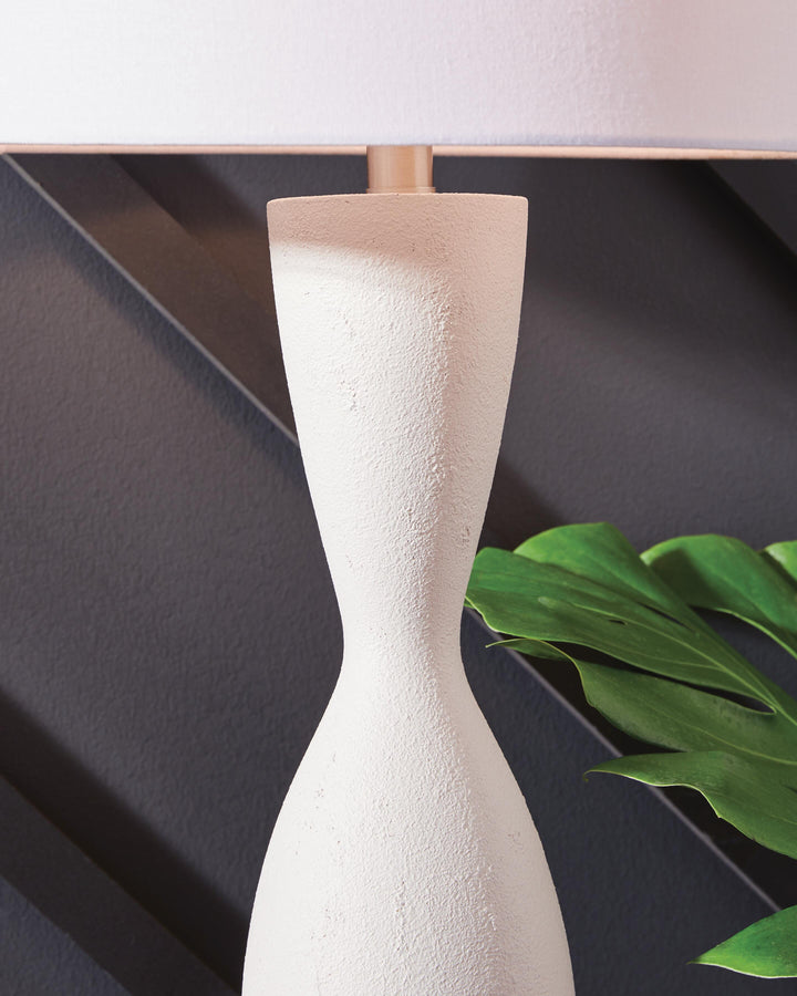 Davinford Table Lamp - White (3)