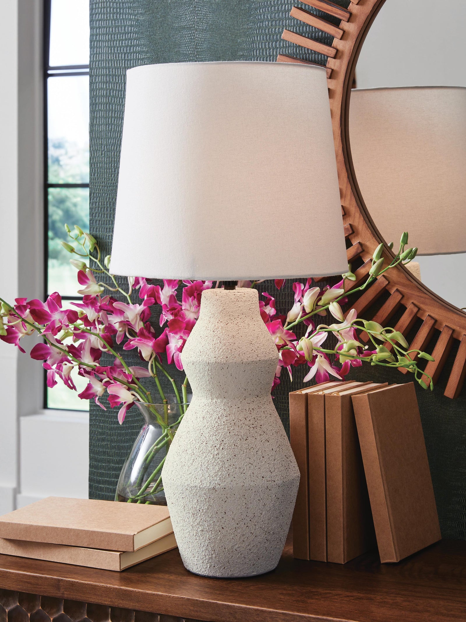 Dawthorne Table Lamp - White (2)