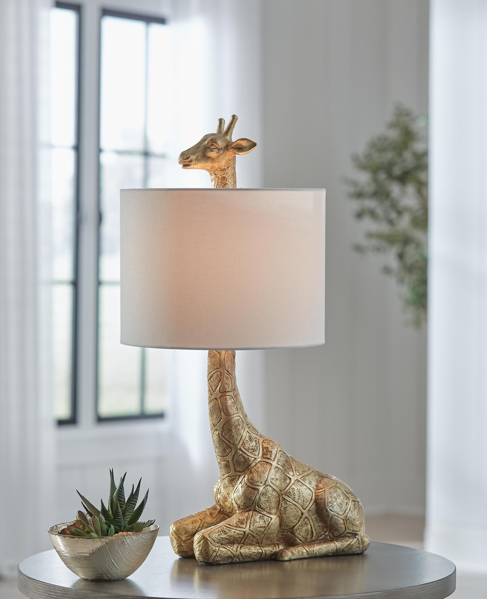 Ferrison Table Lamp - Gold (2)