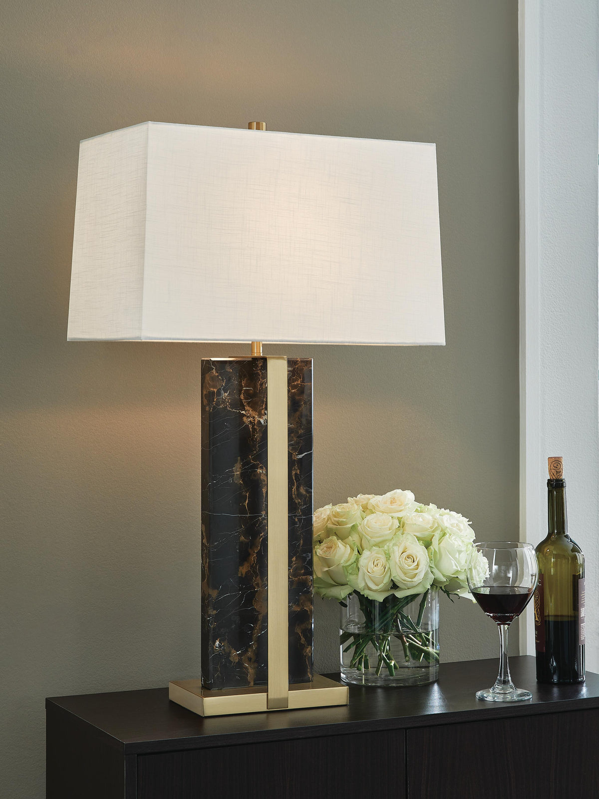 Neonish Table Lamp - Black/Gold Finish (2)
