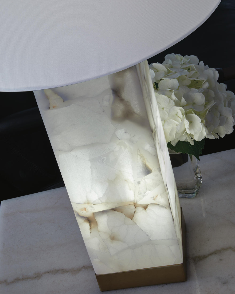 Linderfield Table Lamp - White (3)