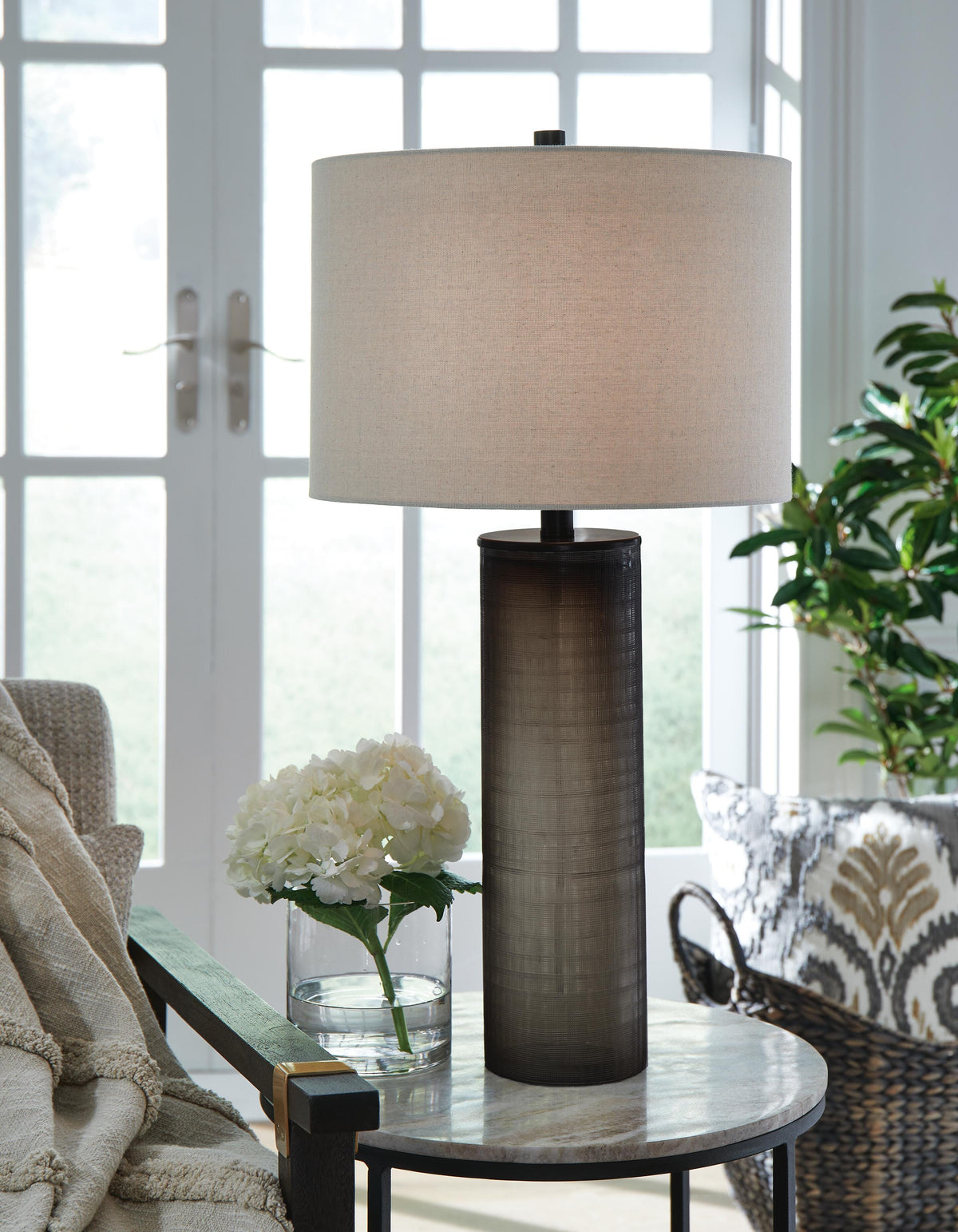 Dingerly Table Lamp - Dark Brown (2)