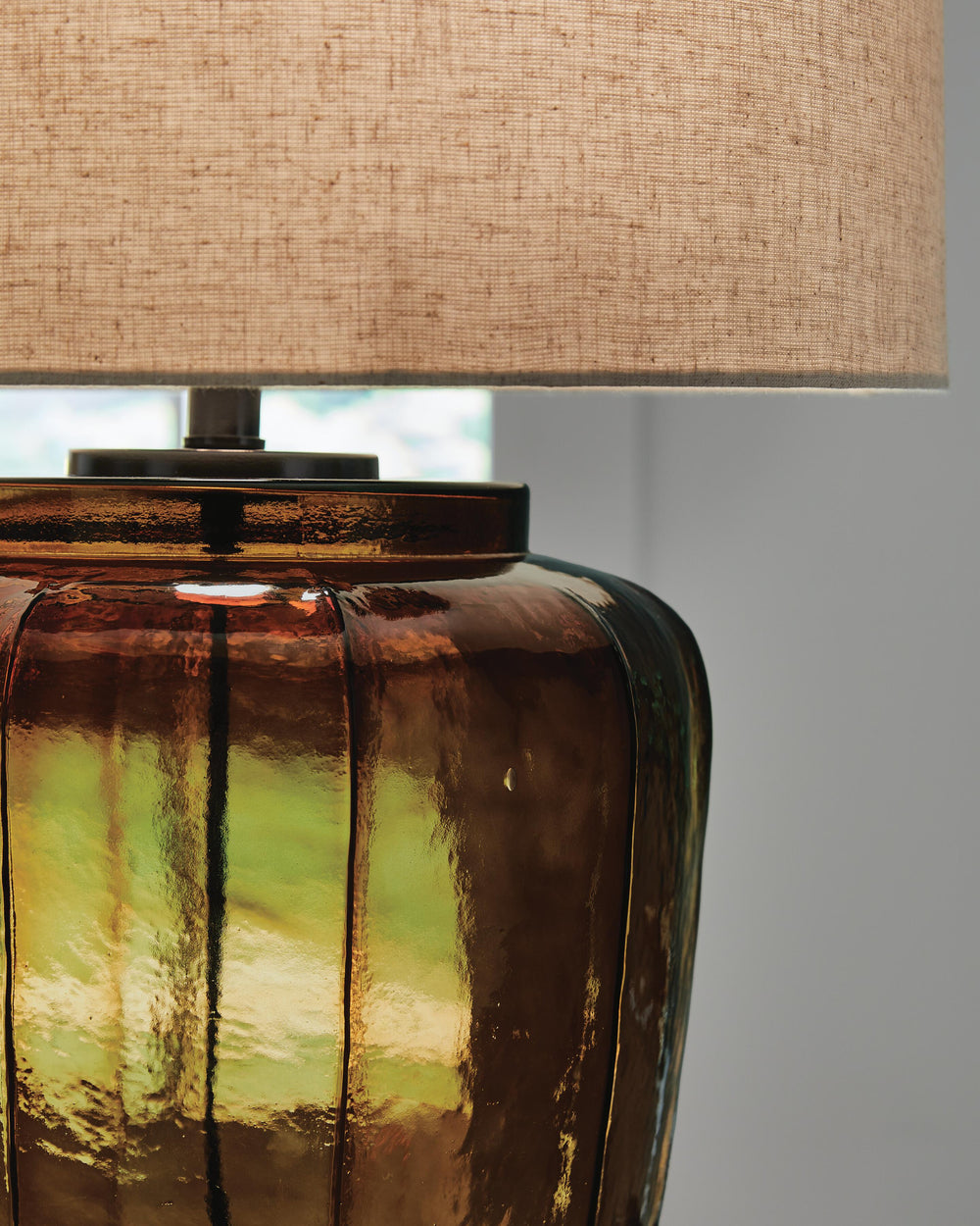 Bainmore Table Lamp - Dark Brown (3)
