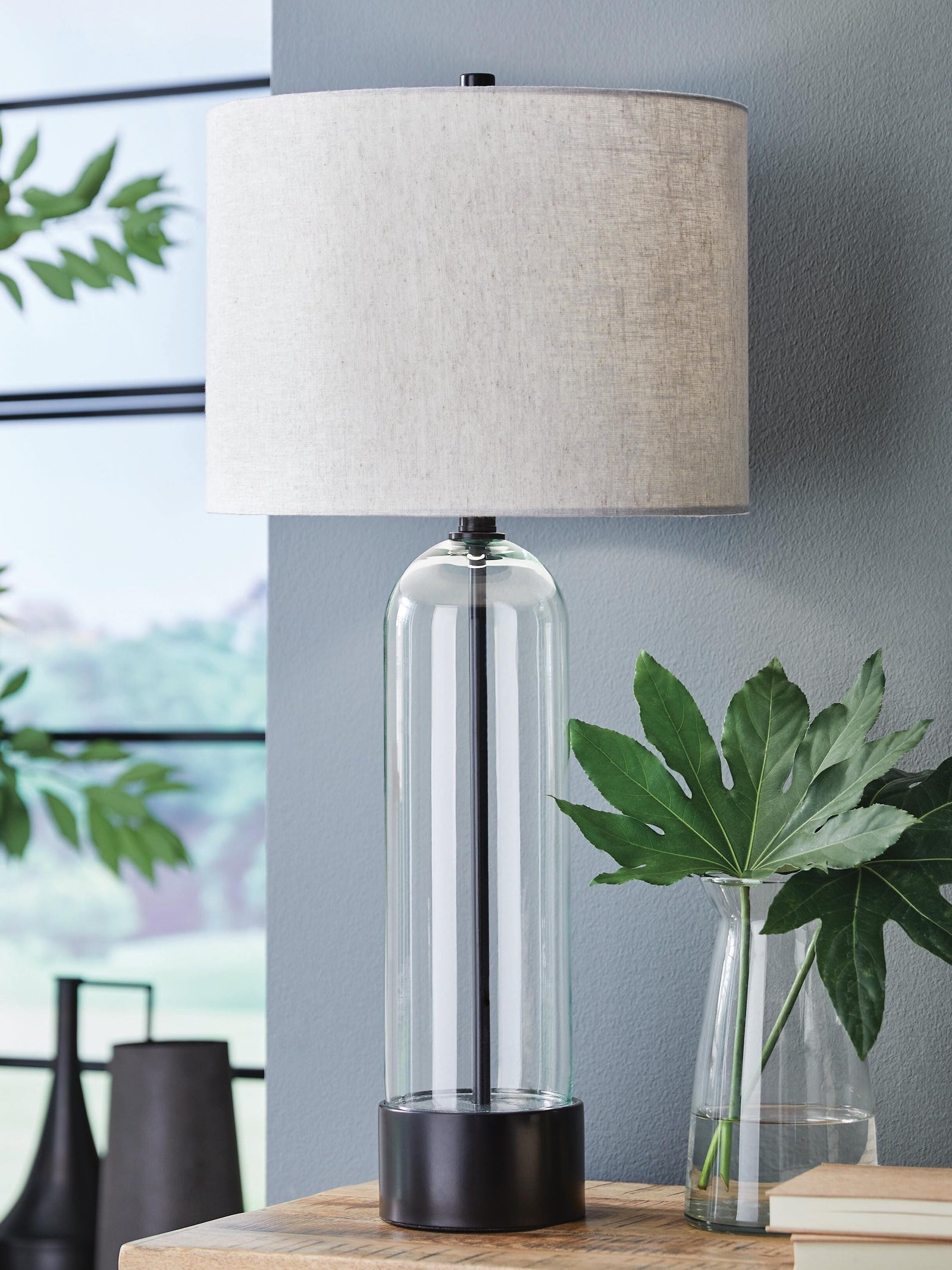 Kerrbrook Table Lamp - Black (2)
