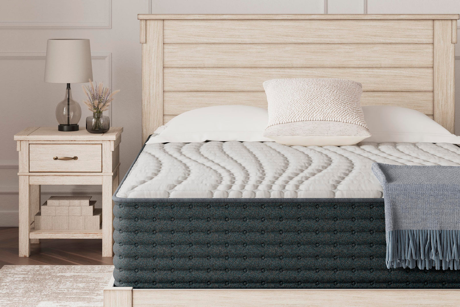 Hybrid 1300 California King Mattress - White (2)