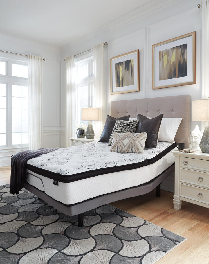 Chime 12 Inch Hybrid Queen Mattress in a Box - White (11)