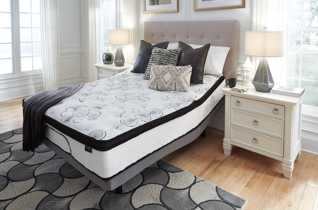 Chime 12 Inch Hybrid Queen Mattress in a Box - White (2)