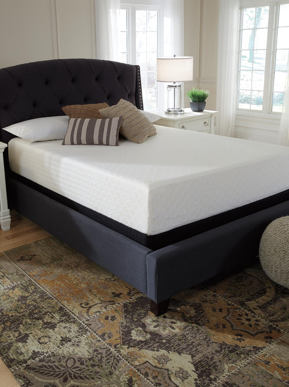 Chime 12 Inch Memory Foam King Mattress in a Box - White (11)