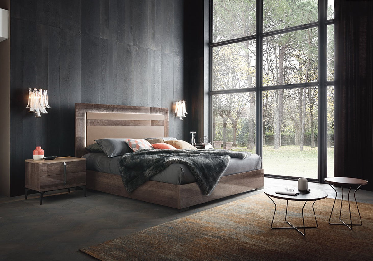 ALF Italia Matera platform bed view 3