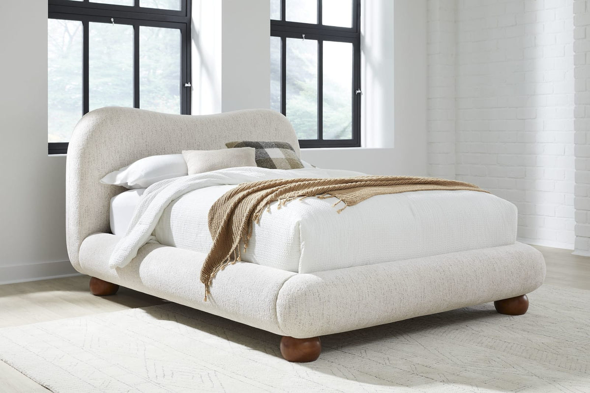 Afra Queen-size Chenille Upholstered Wood Leg Platform Bed in Chinchilla