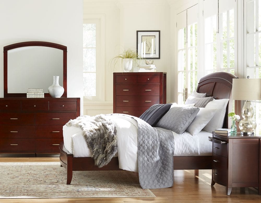 Brighton Queen Size Low Profile Sleigh Bed in Cinnamon – view 3