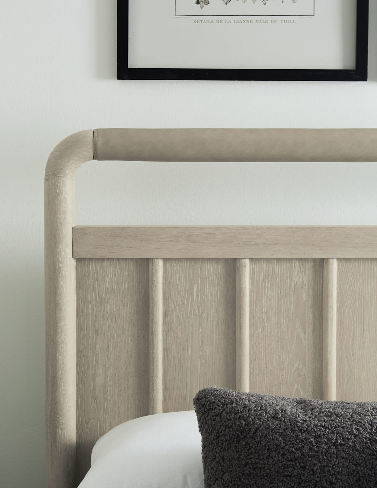 Camden King-size Shiplap Oak Wood Platform Bed in Chai – view 2