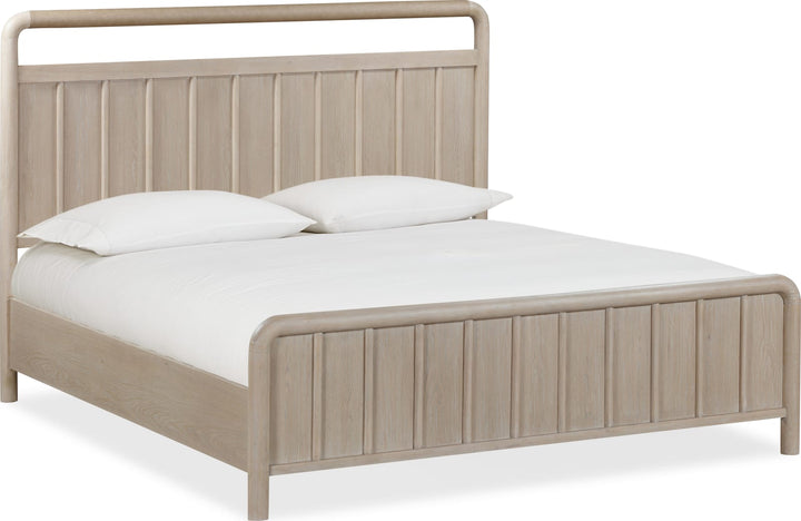 Camden Queen-size Shiplap Oak Wood Platform Bed in Chai – view 5