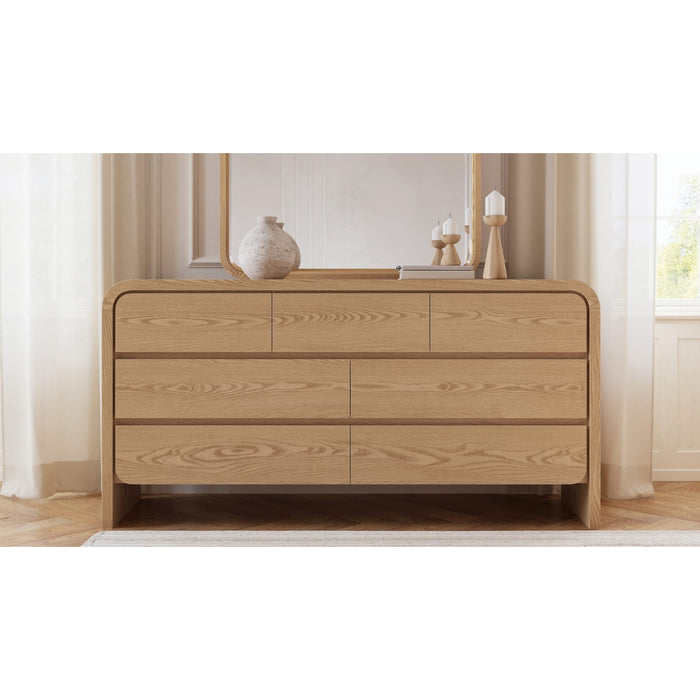 Modus Furniture Przy82 Elora Six Drawer Dresser In Timber