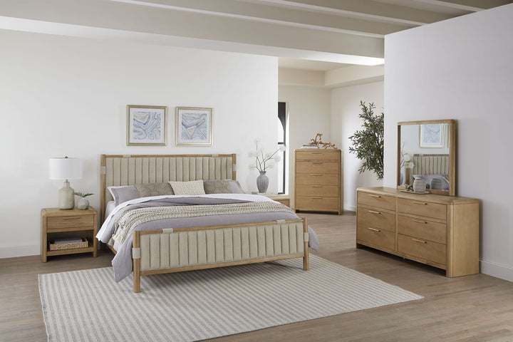 Furano California King-size Upholstered Panel Bed in Ginger and Brun Boucle – view 3