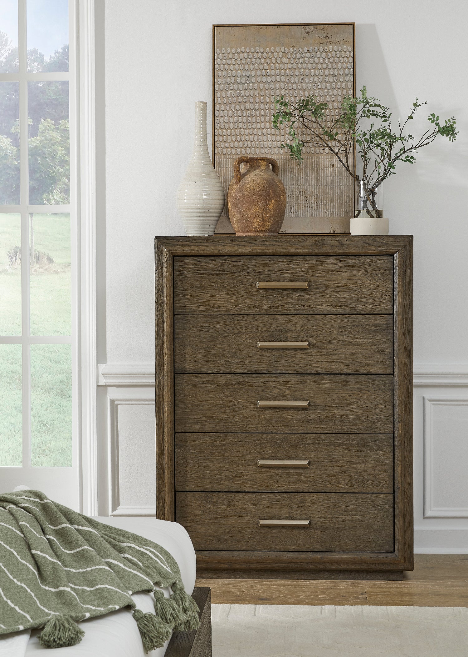 Modus Furniture Gbca84A Lawson Five Drawer Wood Chest In Big Bear Brown 2024