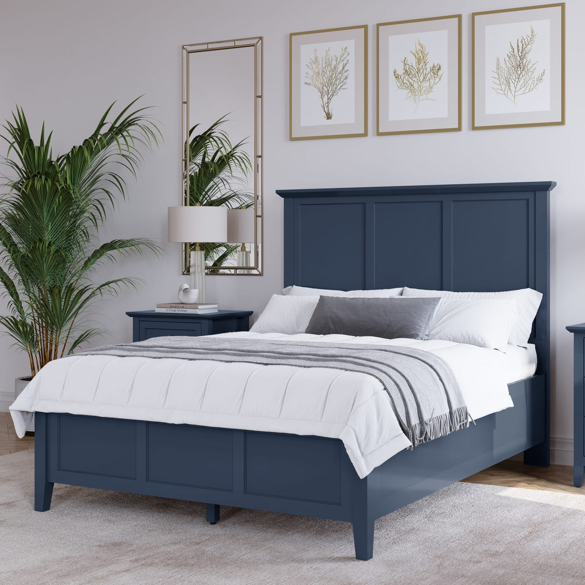 Grace Full-size Three Panel Bed in Blueberry