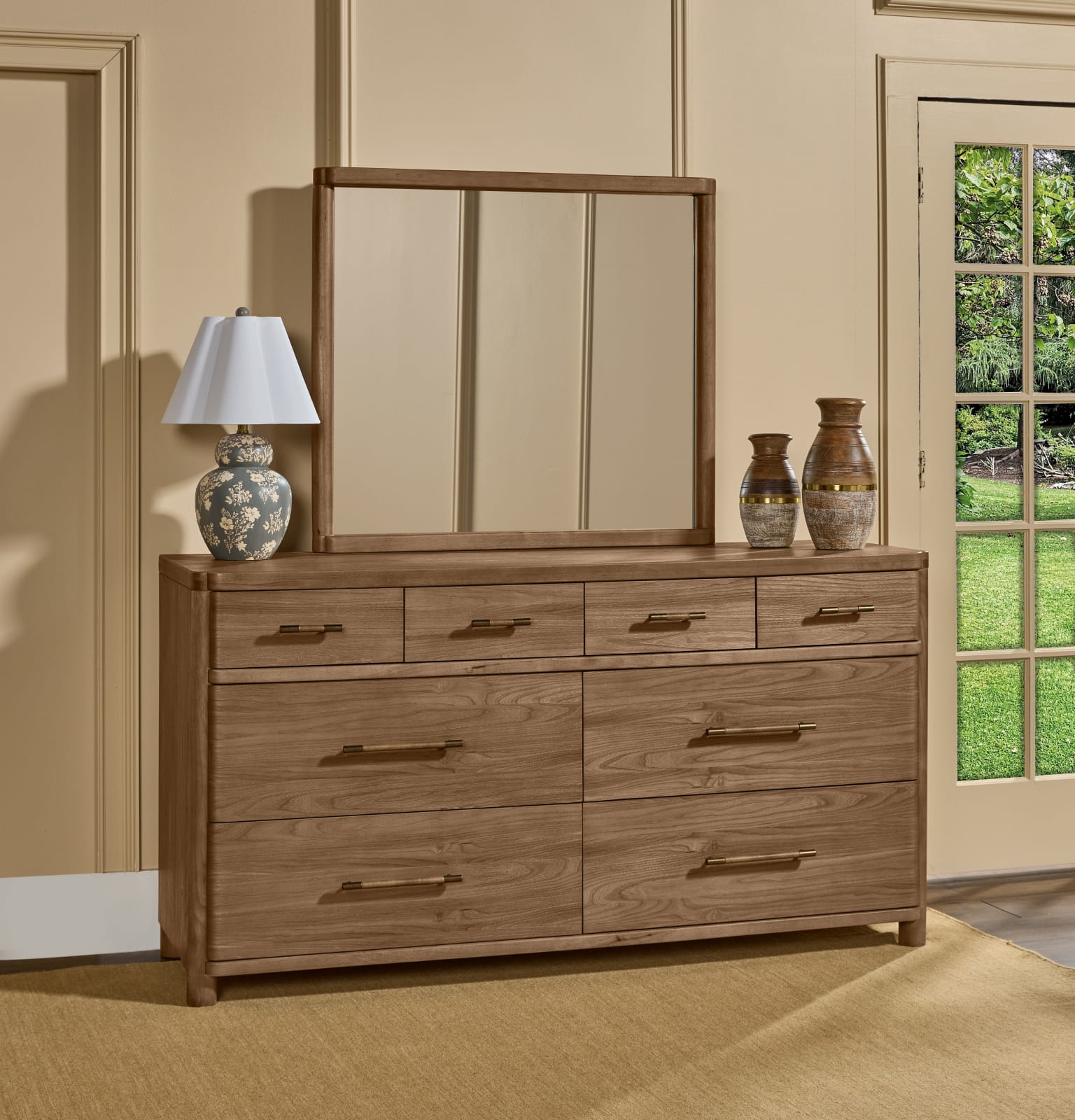 Hollis 8 Drw Dresser - Cbn Glw – view 2