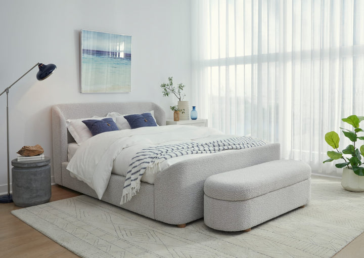 Kiki Queen-size Upholstered Platform Bed in Cotton Ball Boucle