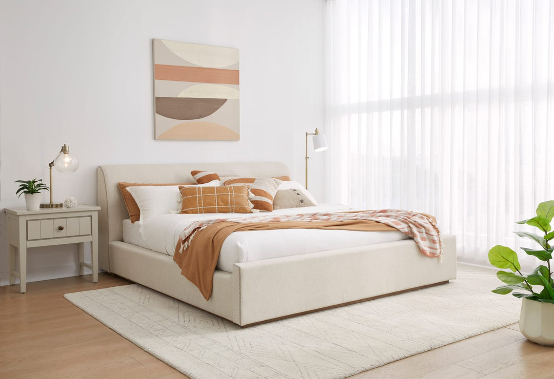Louis California King-size Upholstered Platform Bed in Natural Linen