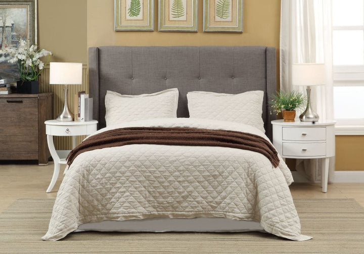 Madeleine Full-size Wingback Platform Bed (2026)