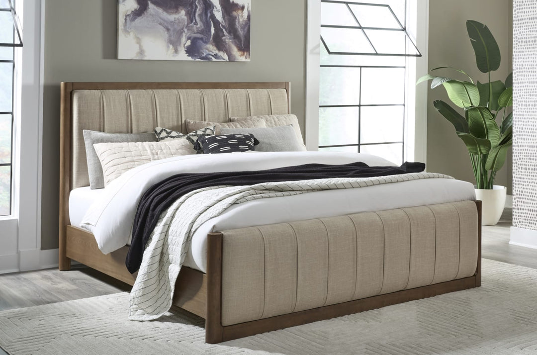 Morris Wd/Uph CK Bed - Csh/Cls