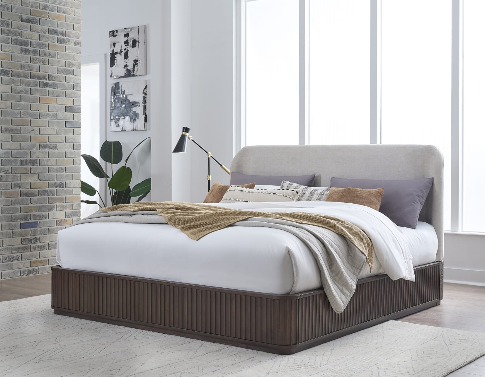 Penny Fluted QN Bed - Ch Ms