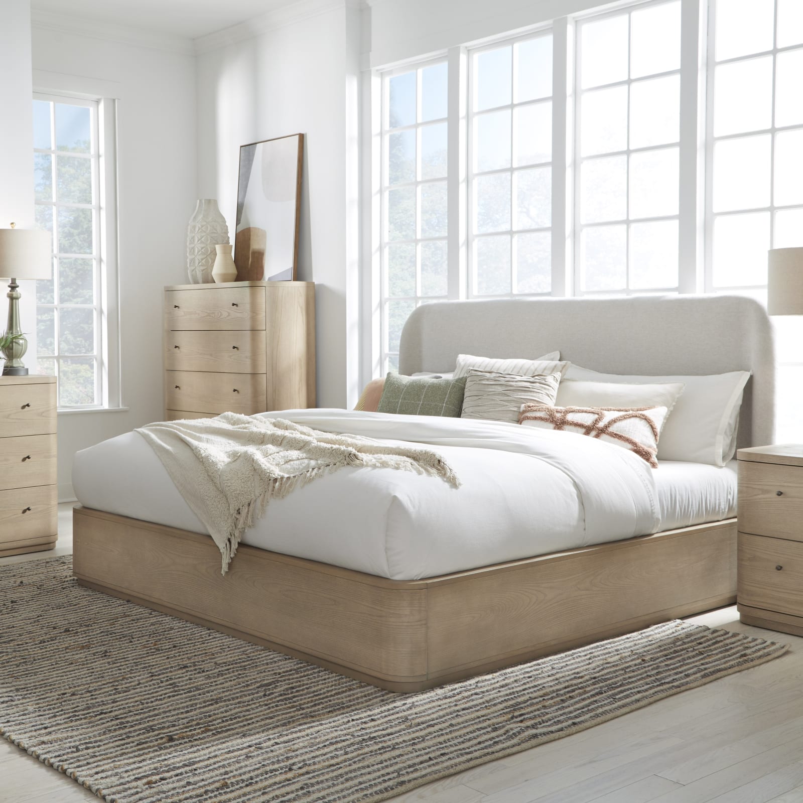 Penny Queen-size Linen Upholstered Platform Bed in Buff Cream Oak