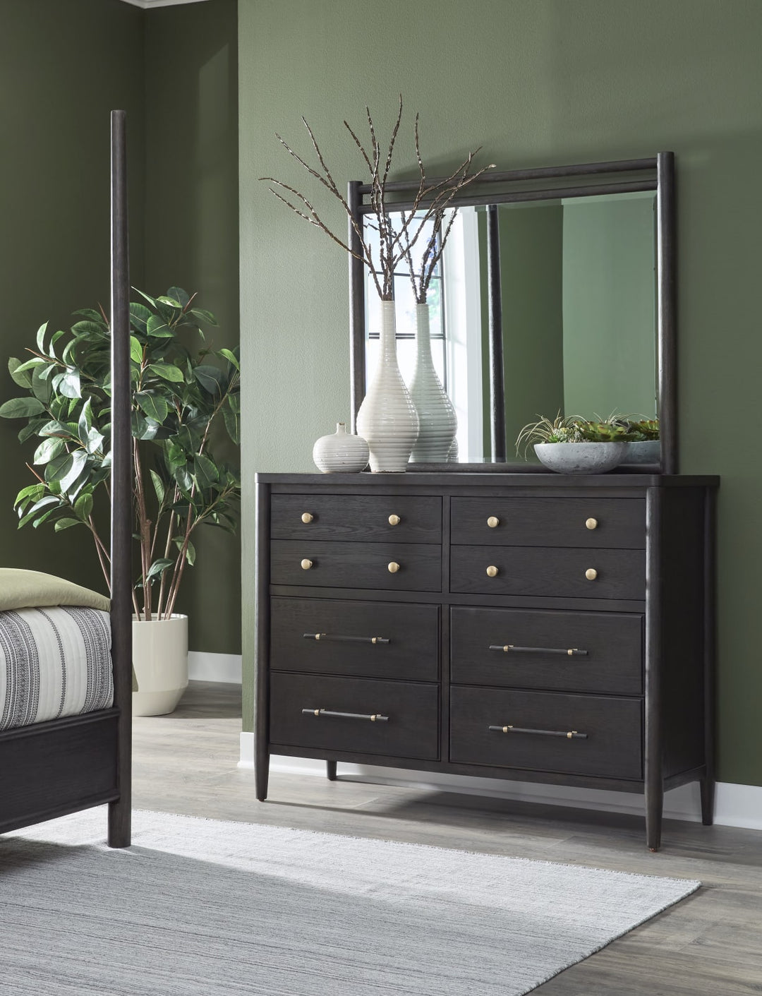 Rockport Eight Drawer Oak Wood Dresser in Yin – view 2