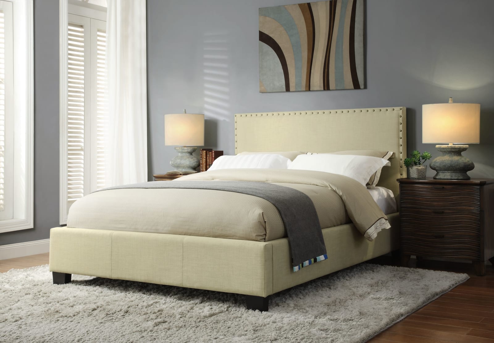 Tavel Full-size Nailhead Platform Bed in Tumbleweed