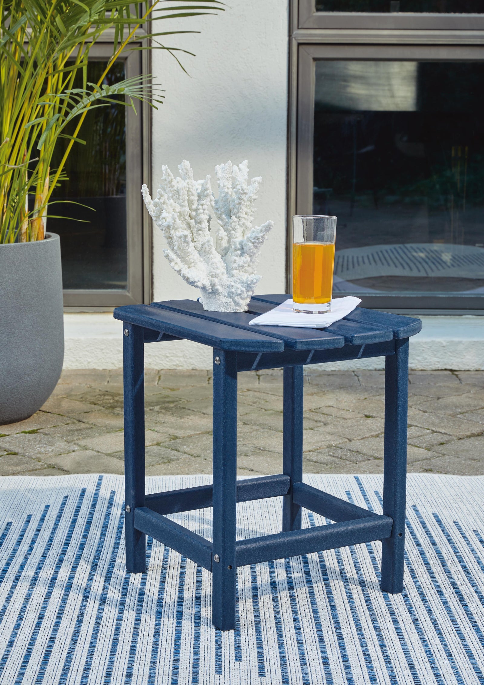 Sundown Treasure End Table - Blue (2)