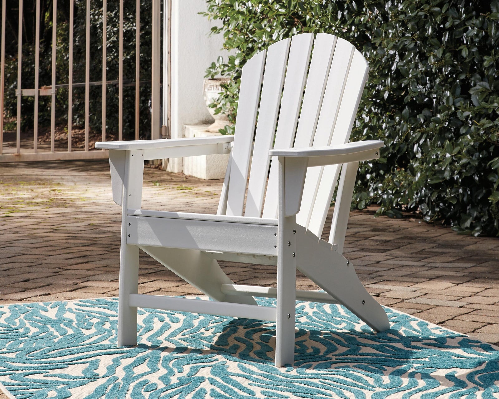 Sundown Treasure Adirondack Chair - White (2)