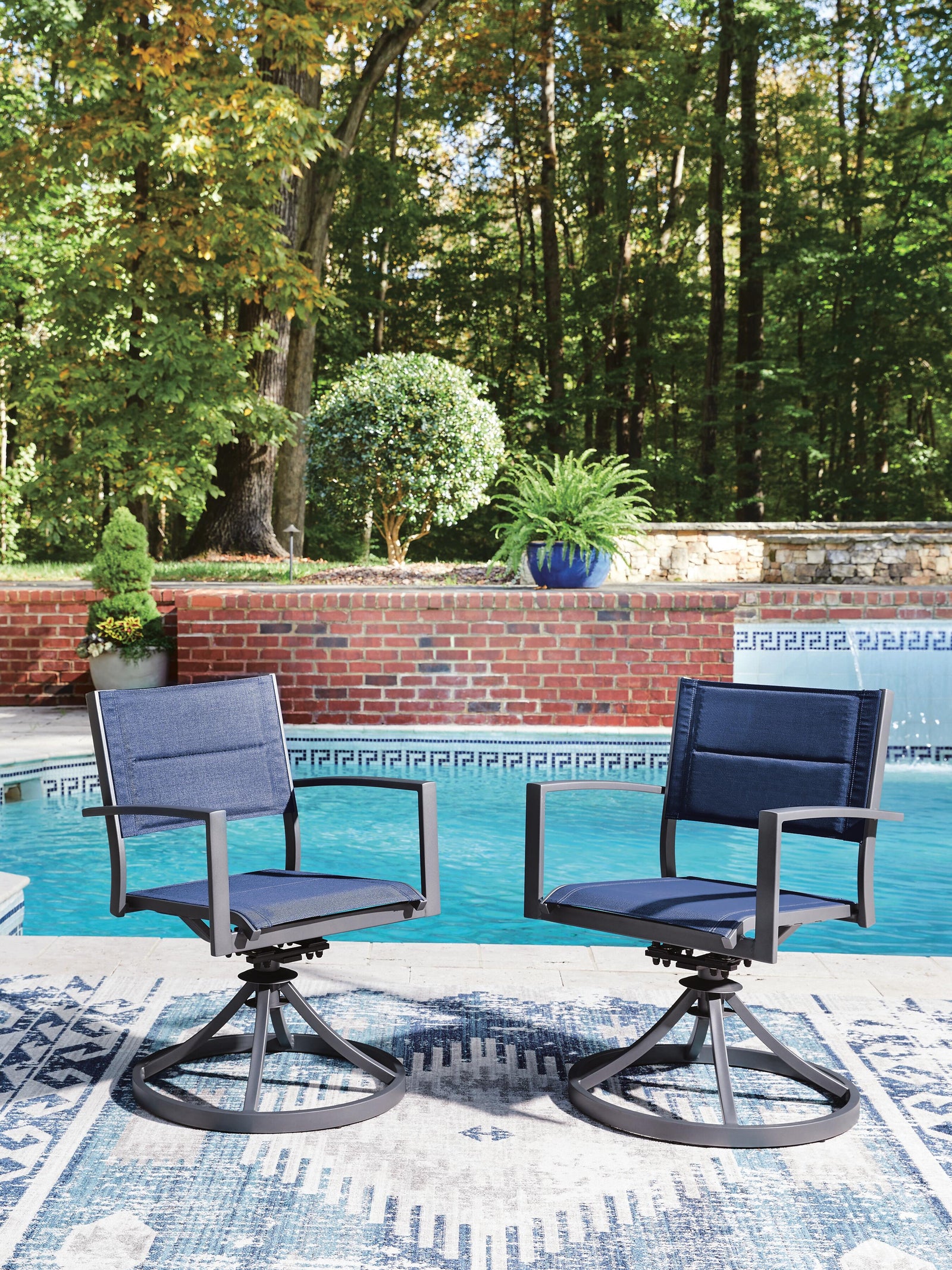 Rocky Creek Outdoor Sling Swivel Chair (Set of 2) - Blue (2)