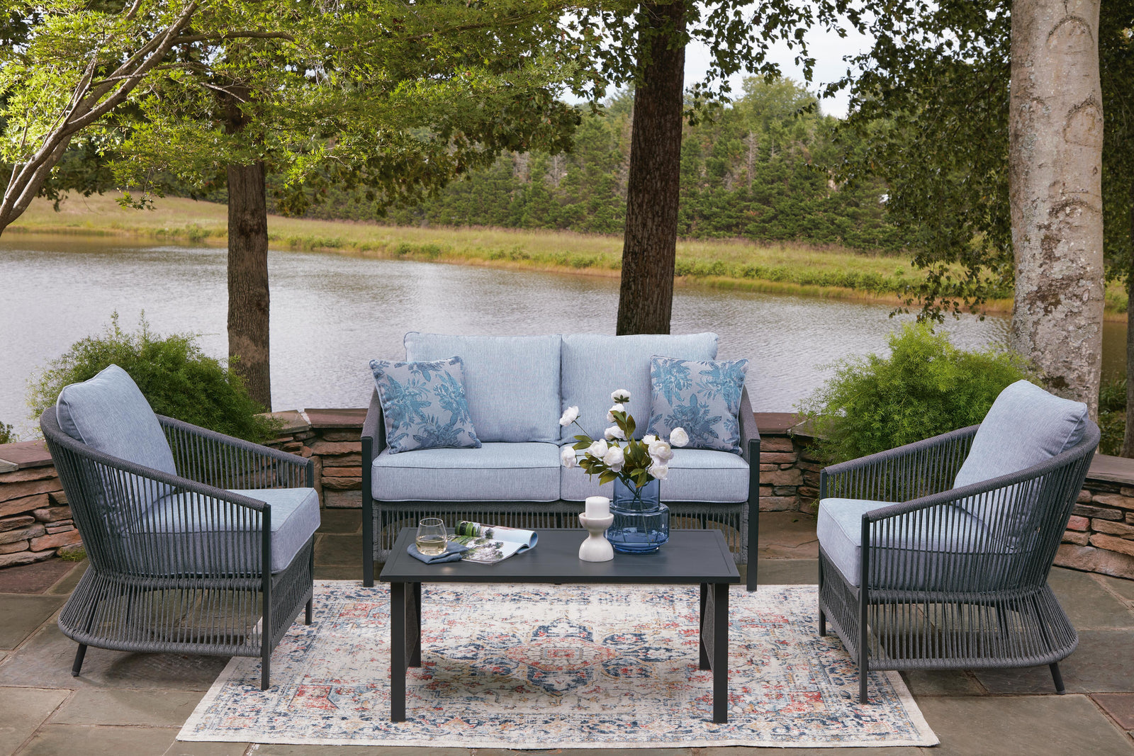 Bridges Beach Outdoor Love/Chairs/Table Set (Set of 4) - Gray (2)
