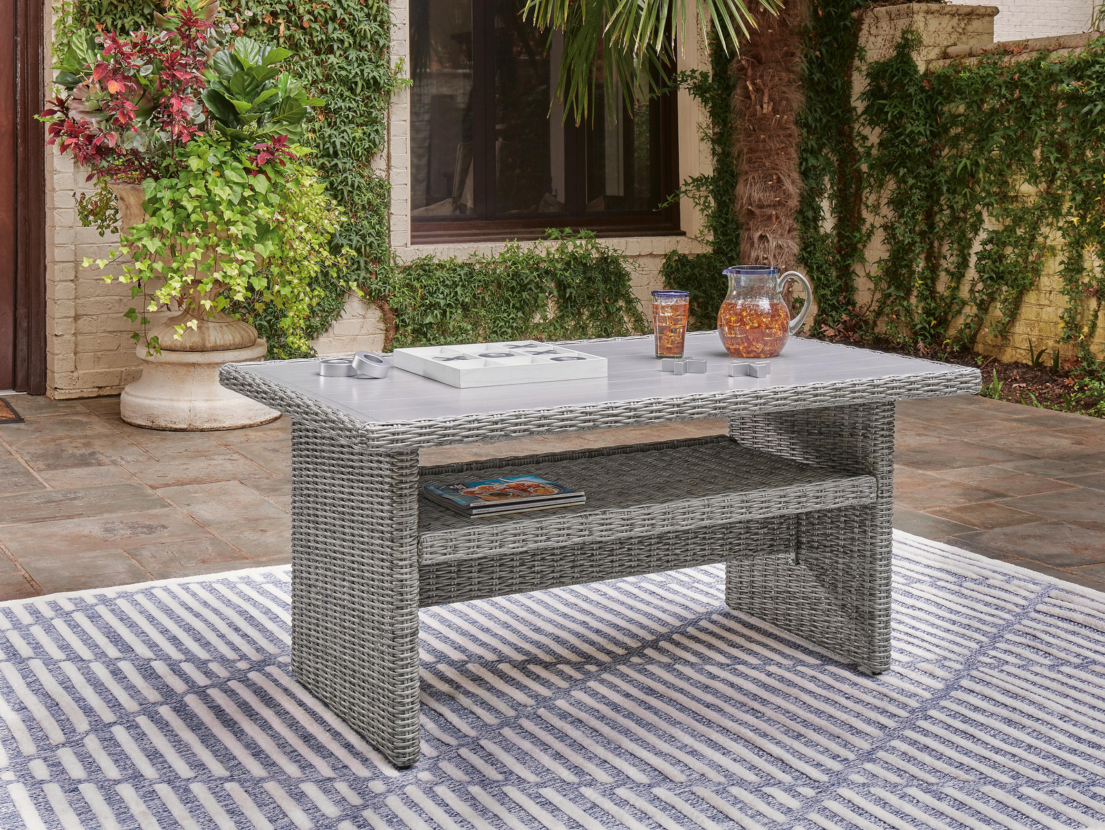 Naples Beach Outdoor Multi-use Table - Gray (2)