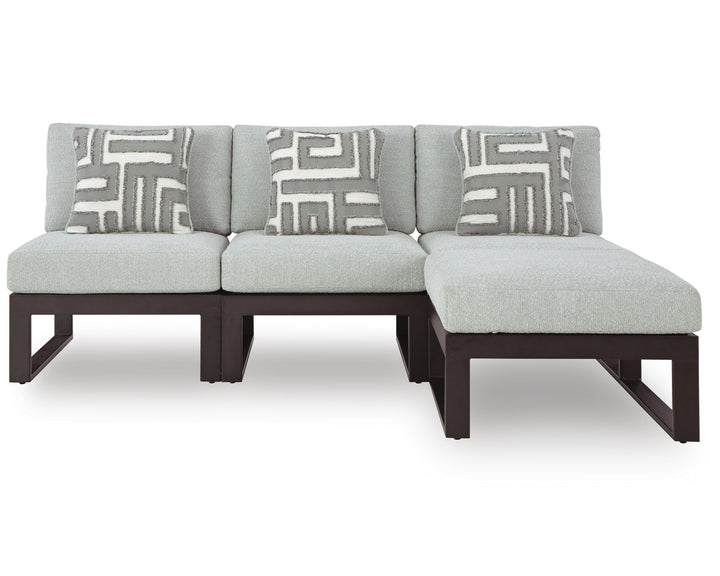 Beachloft 4-Piece Outdoor Sectional - Black/Gray