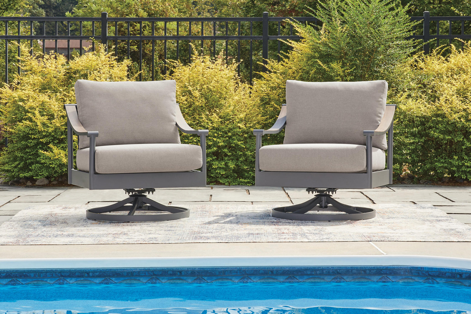 Ocean Beach Outdoor Swivel Lounge with Cushion - Gray (2)