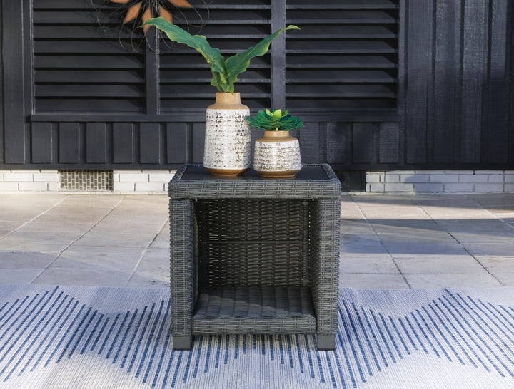 Elite Park Outdoor End Table - Gray (2)
