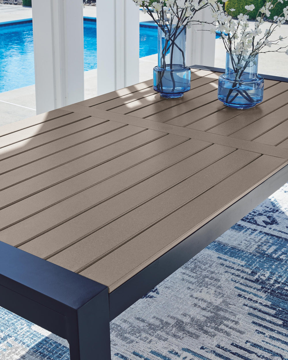 East Beach Outdoor Dining Table - Blue (5)
