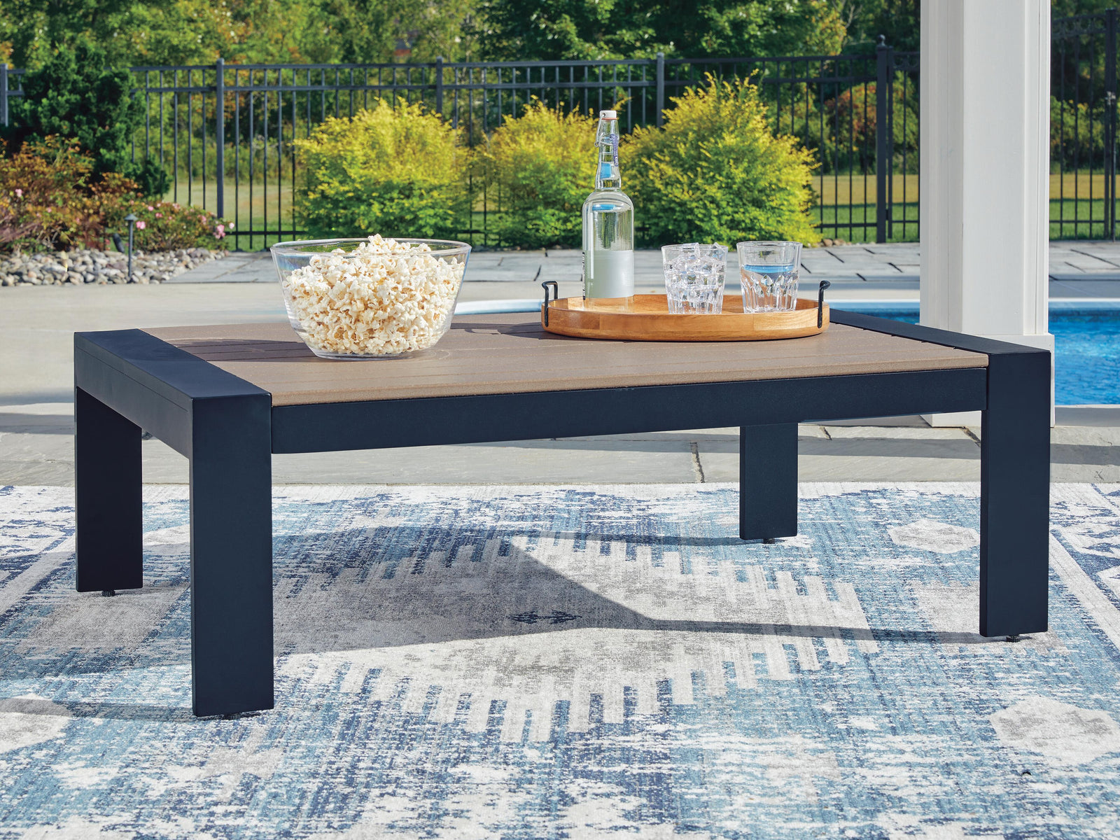 East Beach Outdoor Coffee Table - Blue (2)