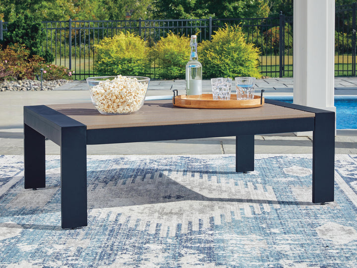 East Beach Outdoor Coffee Table - Blue (2)