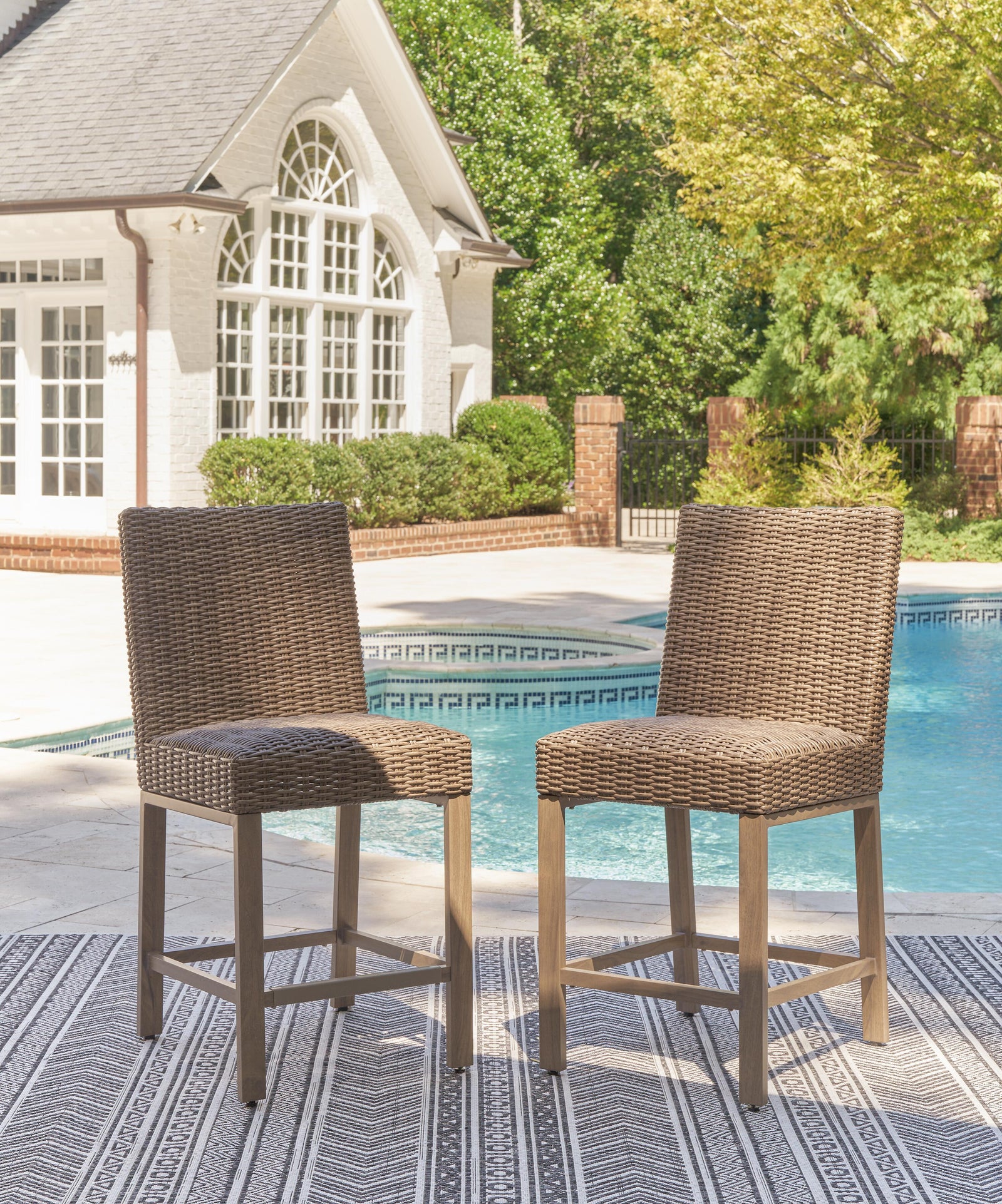 Walton Bridge Outdoor Bar Stool (Set of 2) - Light Brown (2)