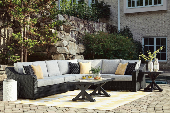 Beachcroft Outdoor End Table - Black (10)