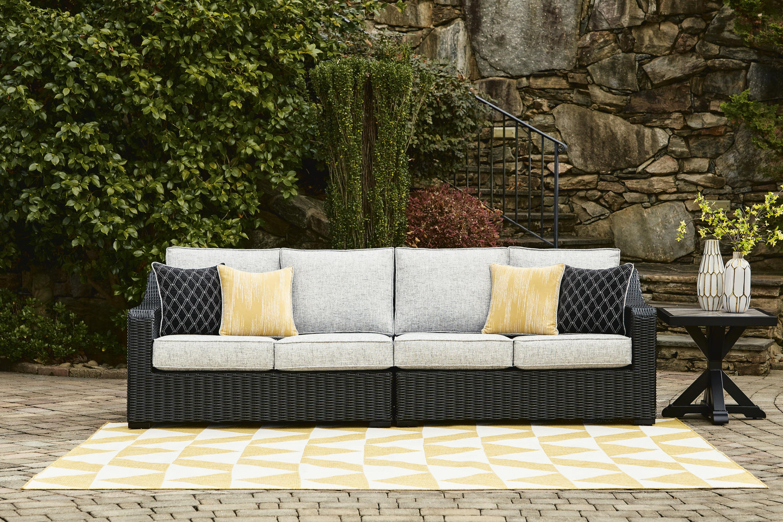 Beachcroft 2-Piece Outdoor Loveseat with Cushion - Black (2)