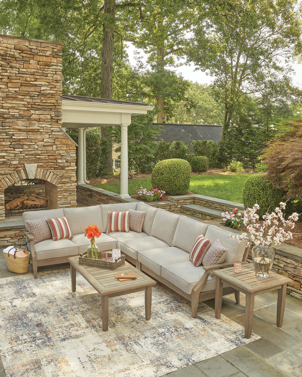 Clare View 4-Piece Outdoor Sectional - Beige (4)