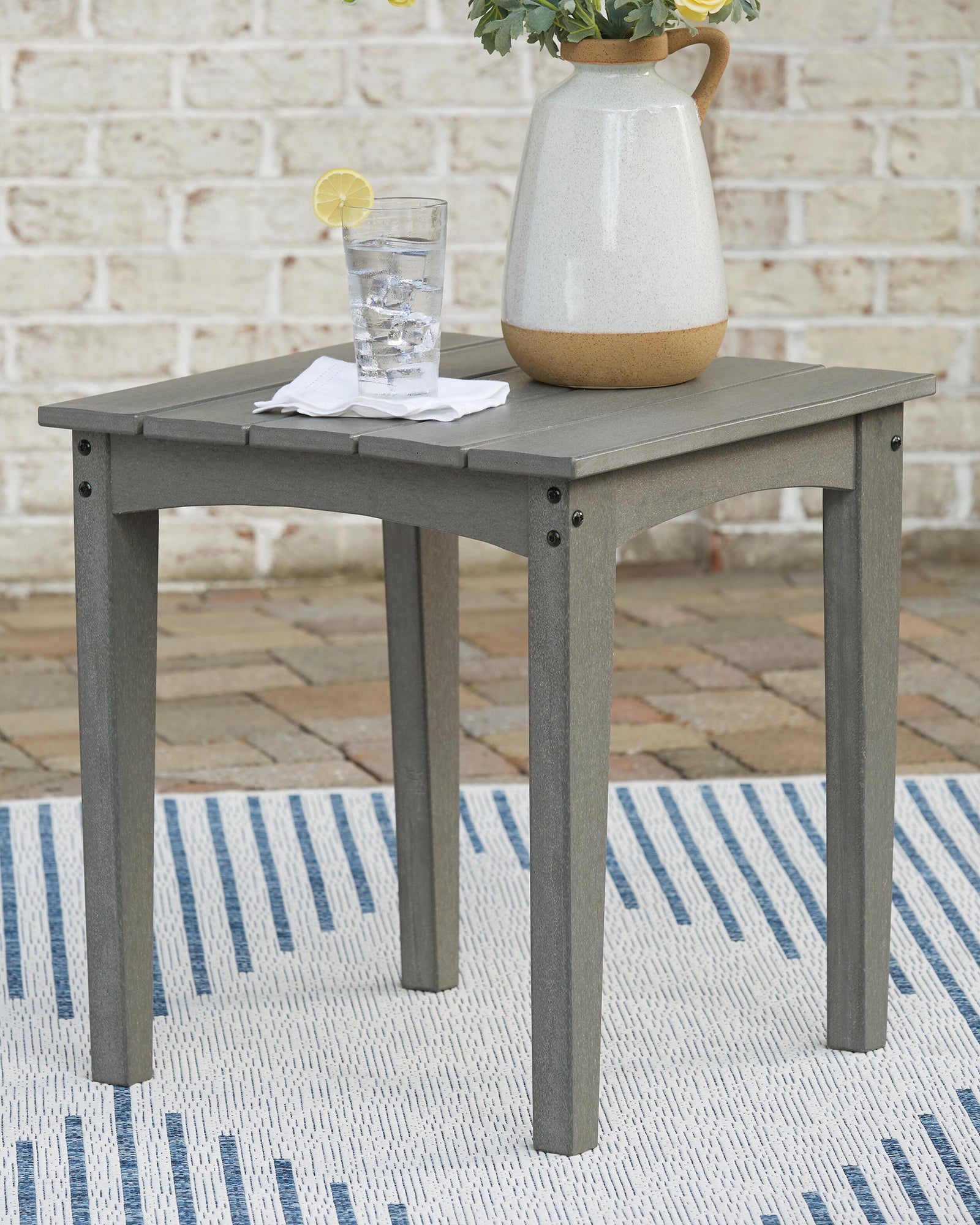 Visola Outdoor End Table - Gray (2)