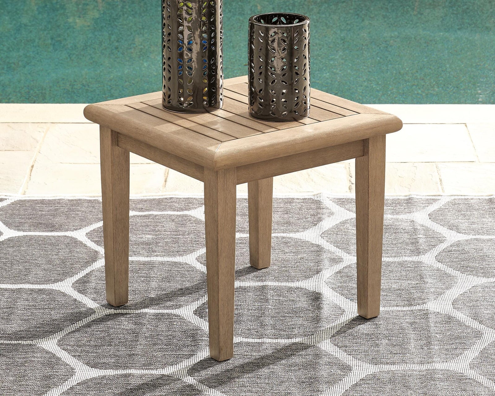 Gerianne End Table - Dark Brown (2)