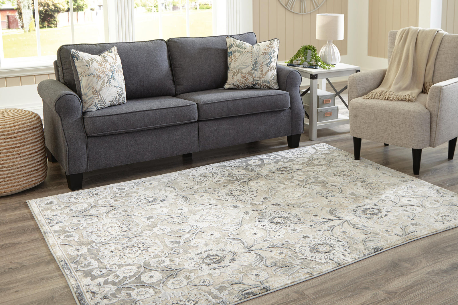 Kilkenny 5'3" x 7'3" Rug - Gray (2)